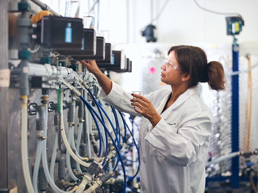 KX water technology employee at work